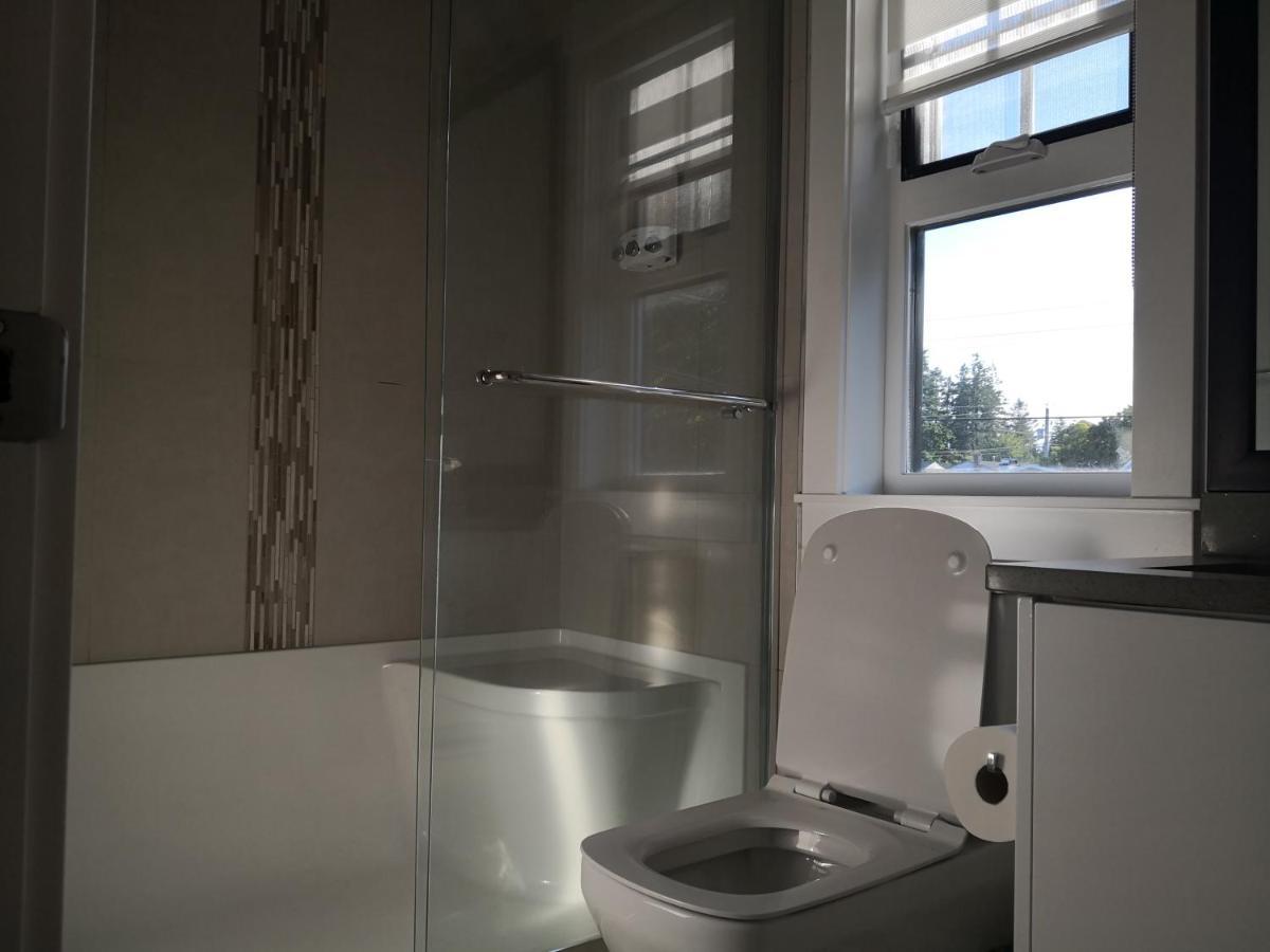 Delovely B&B White Rock Esterno foto