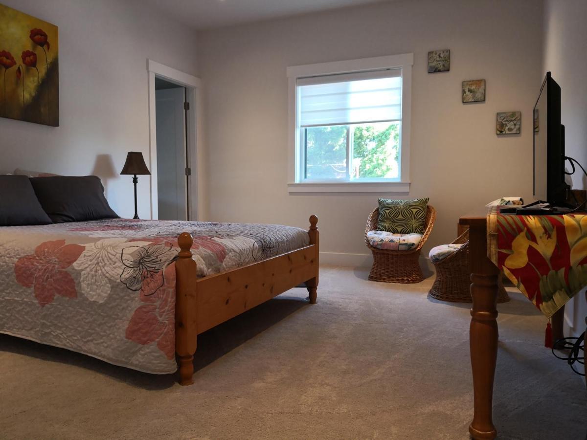 Delovely B&B White Rock Esterno foto